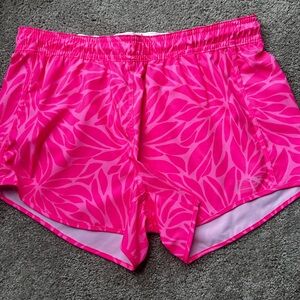 Vineyard Vines performance shorts